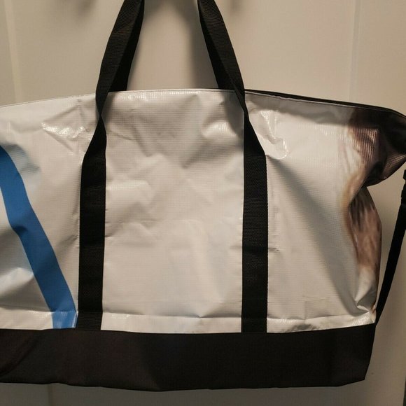 Ellen Degeneres Billboard Duffel Bag, Multi, One S - Picture 6 of 10